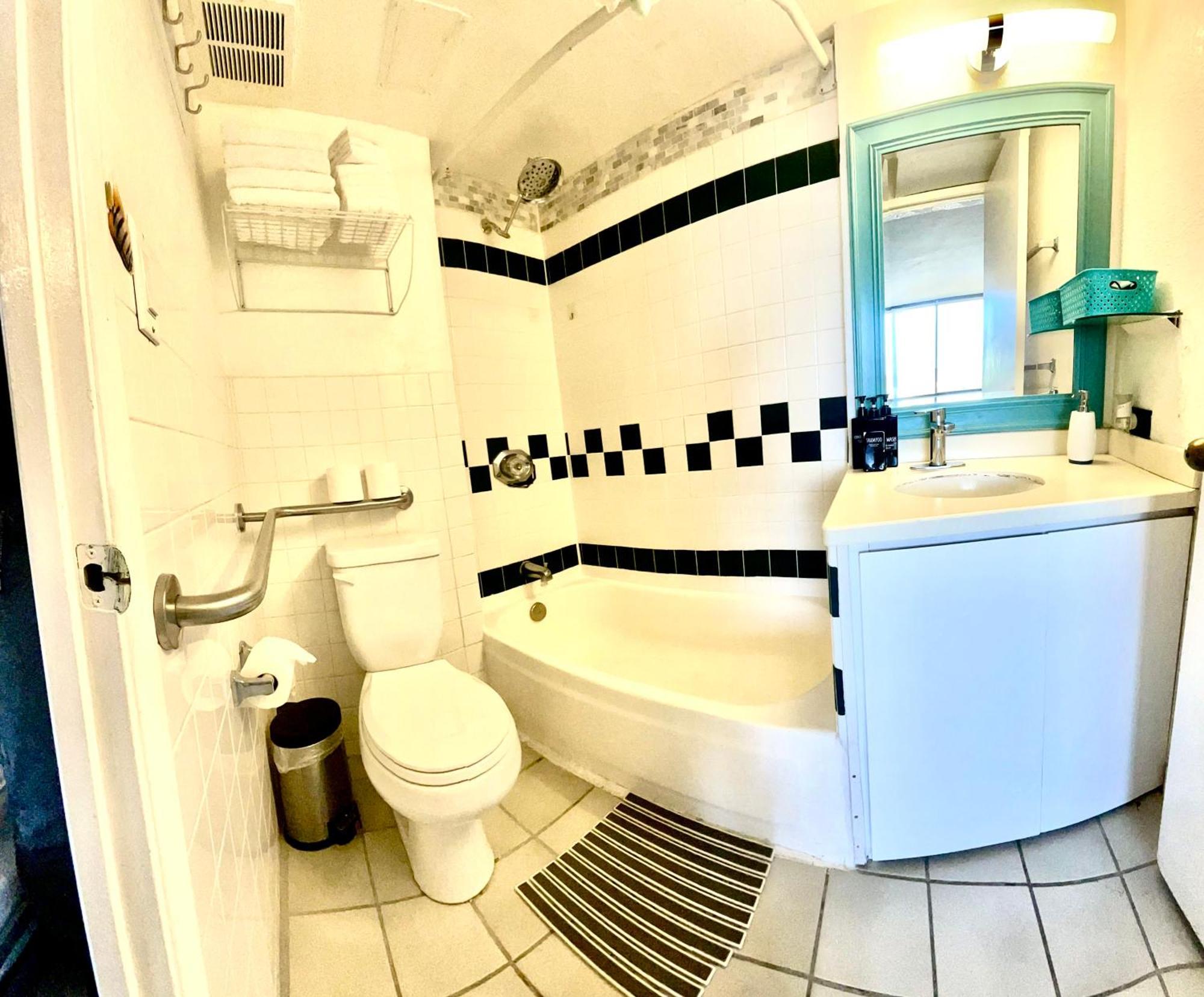 Diamond, Ocean, And Canal View Affordable Family House7Person 檀香山 外观 照片